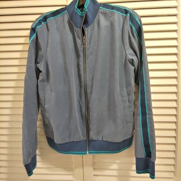 Sweaty Betty #40 - Picture 2 of 3